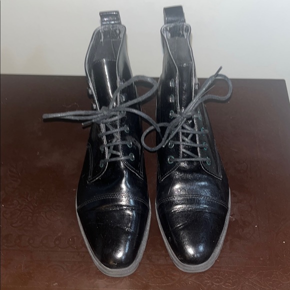 AEROSOLES Shoes - Black Leather Boots